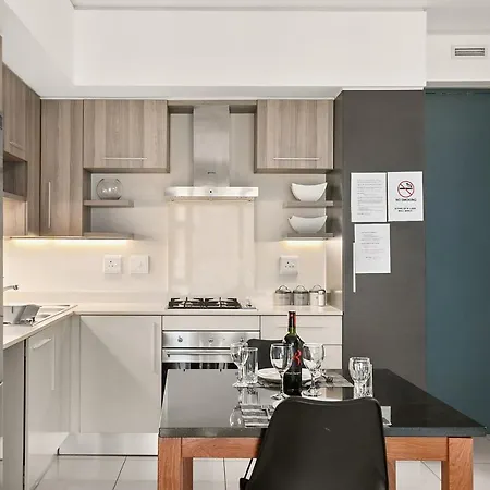 Easy Stay - The Tyrwhitt Rosebank Johannesburg Exterior photo