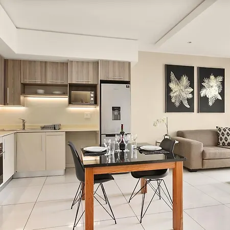 Easy Stay - The Tyrwhitt Rosebank Johannesburg Exterior photo