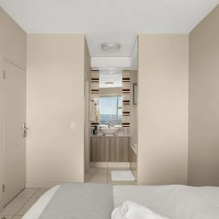Easy Stay - The Tyrwhitt Rosebank Johannesburg Exterior photo