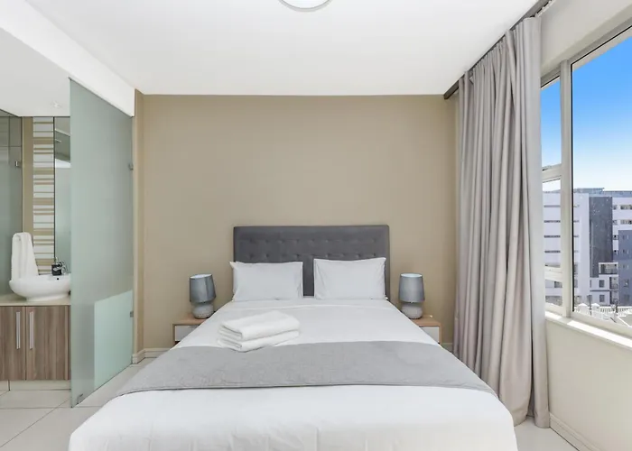 Easy Stay - The Tyrwhitt Rosebank